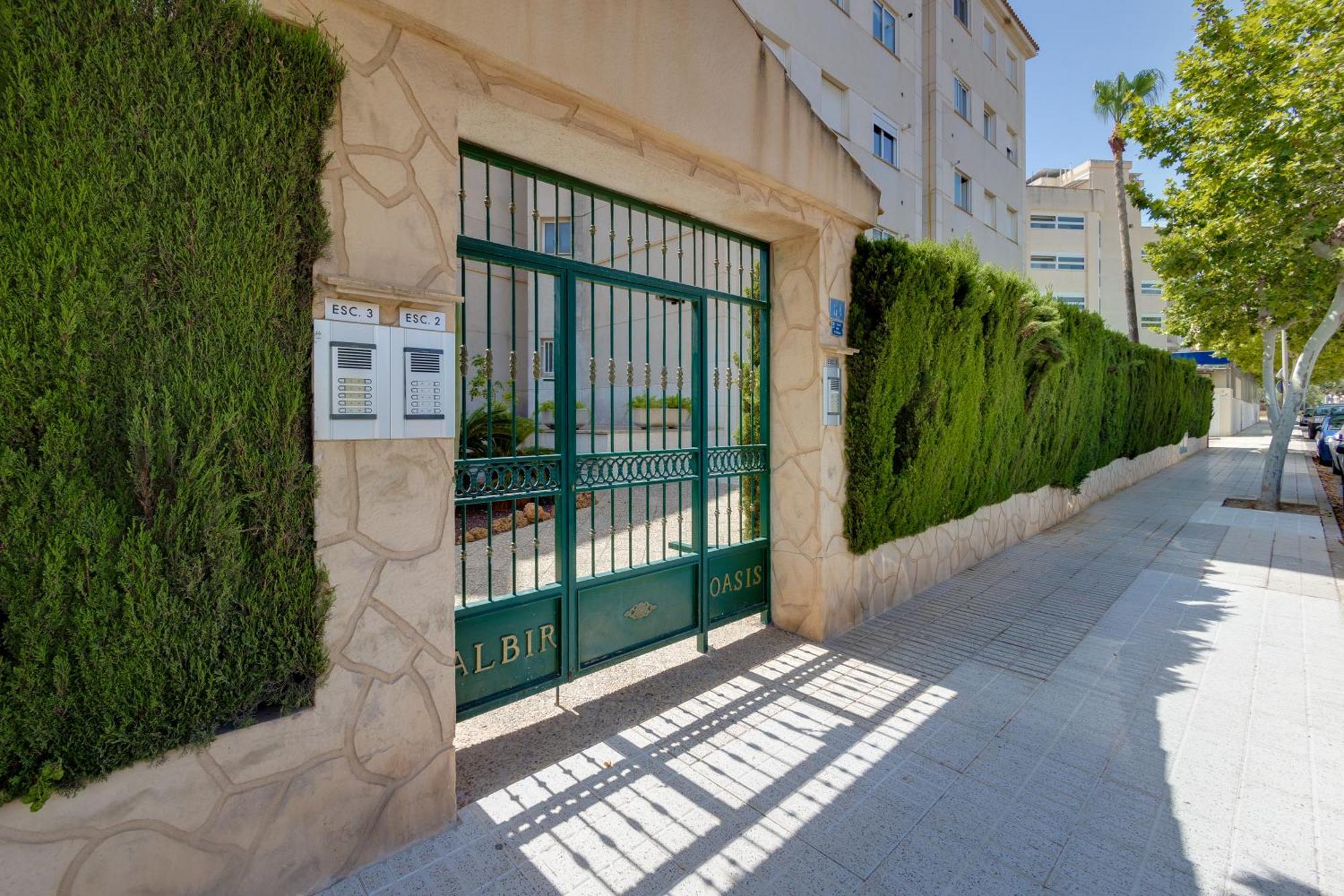 Apartamentos Oasis El Albir ภายนอก รูปภาพ