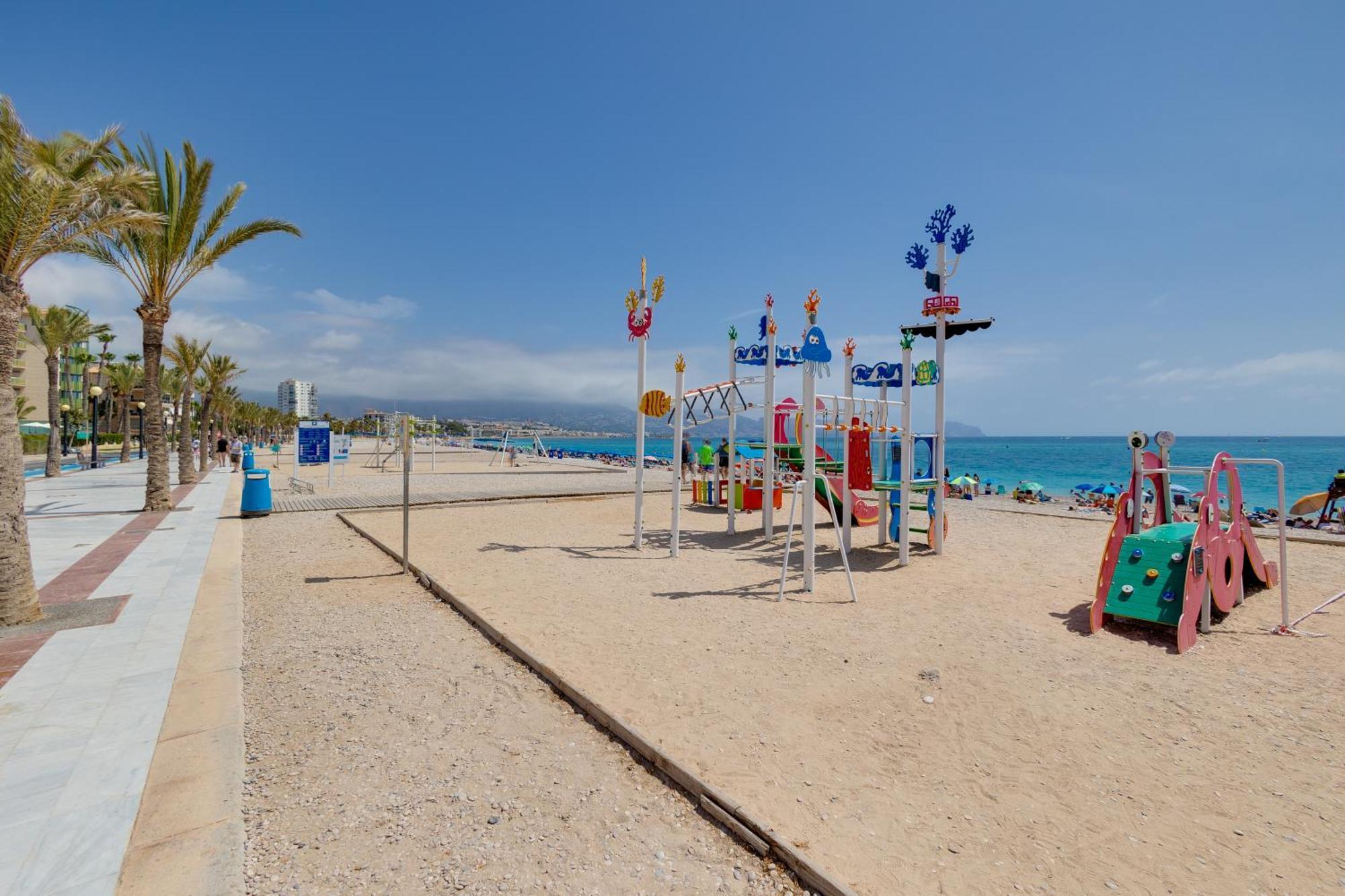 Apartamentos Oasis El Albir ภายนอก รูปภาพ