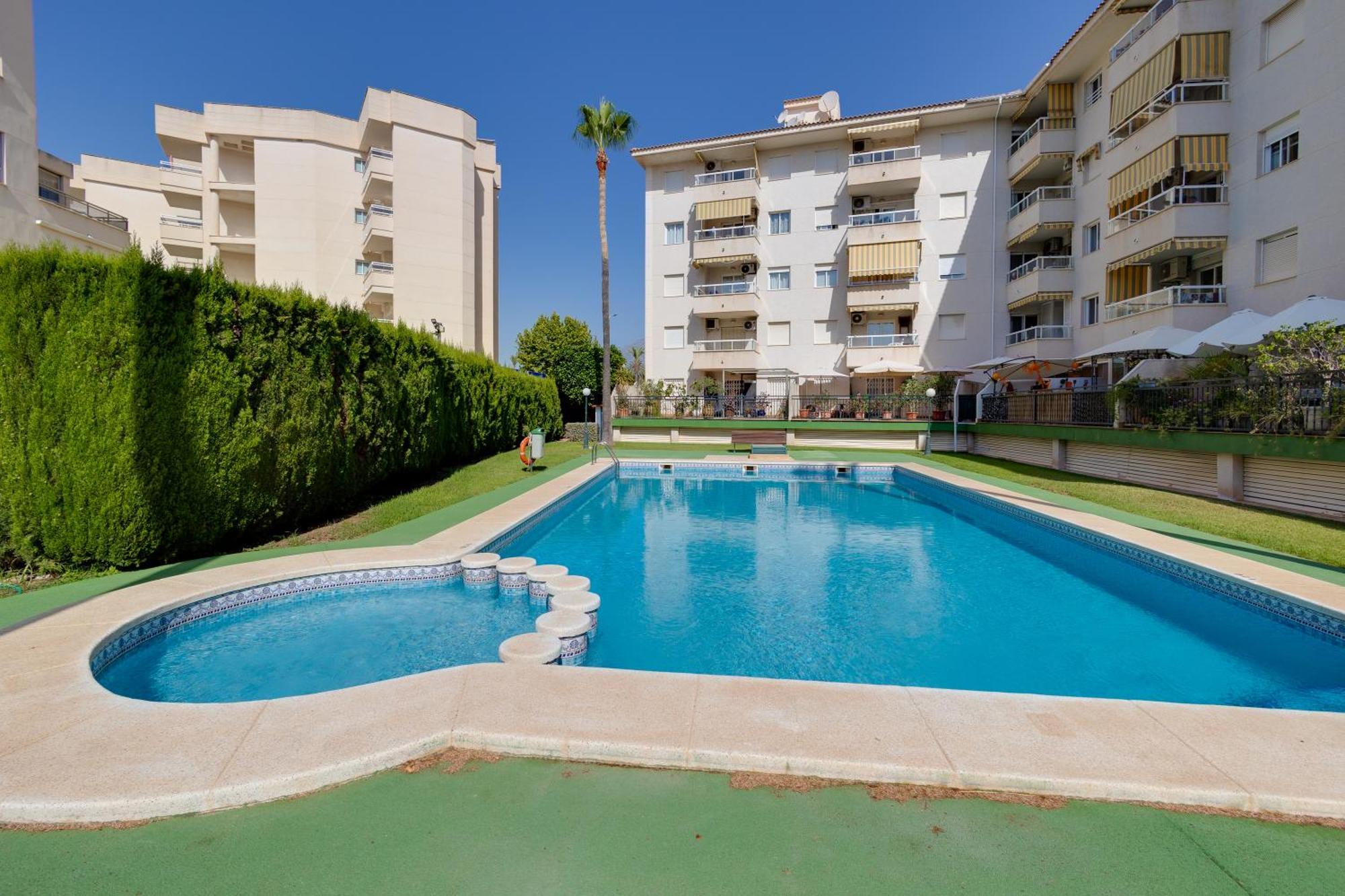 Apartamentos Oasis El Albir ภายนอก รูปภาพ