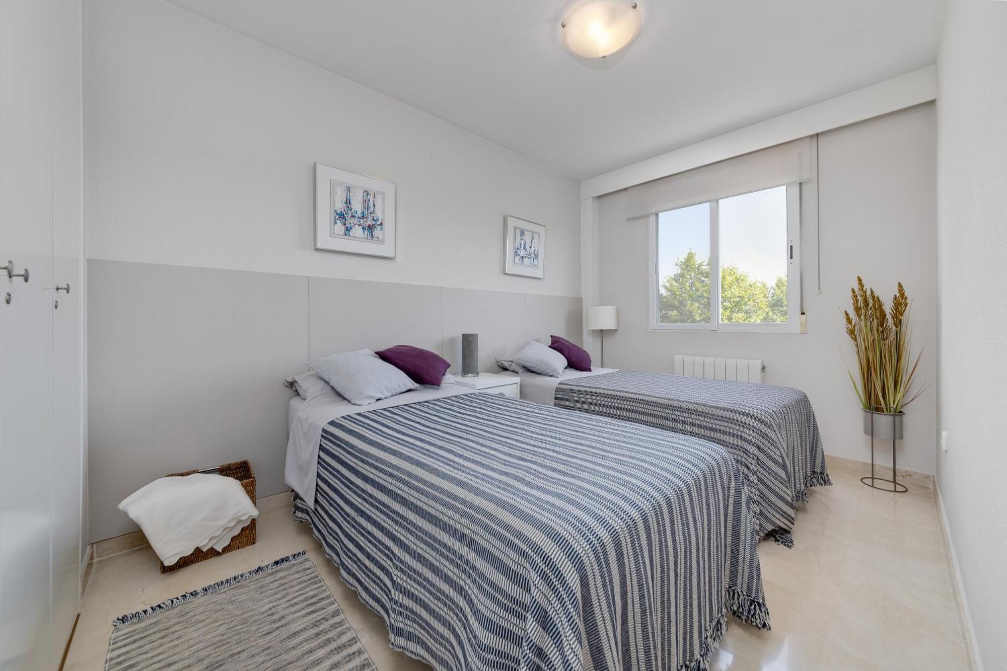Apartamentos Oasis El Albir ภายนอก รูปภาพ