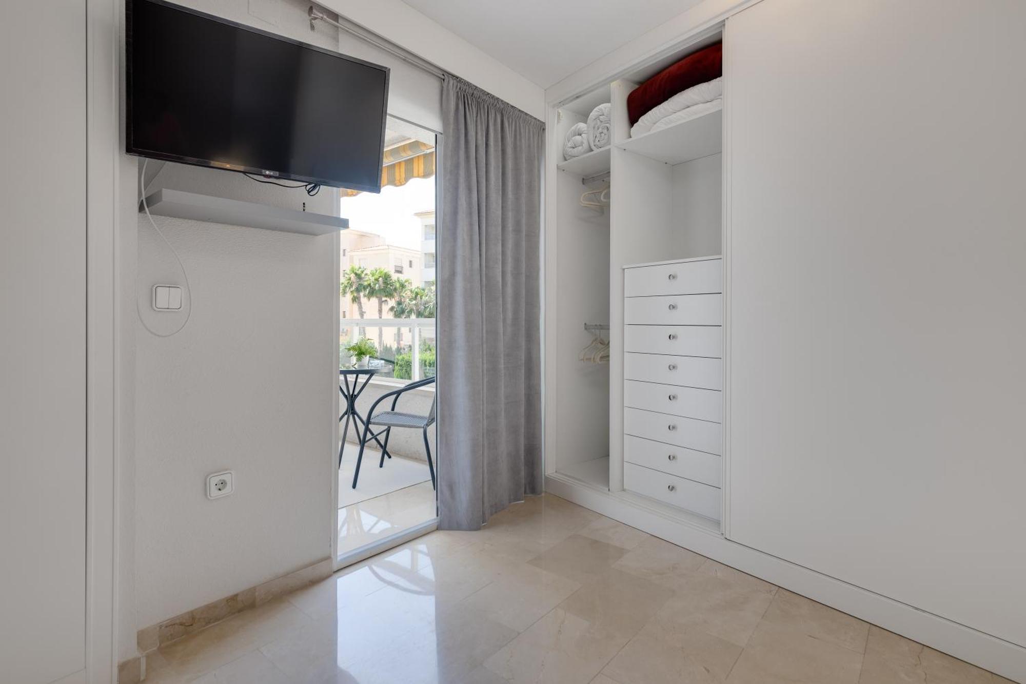 Apartamentos Oasis El Albir ภายนอก รูปภาพ